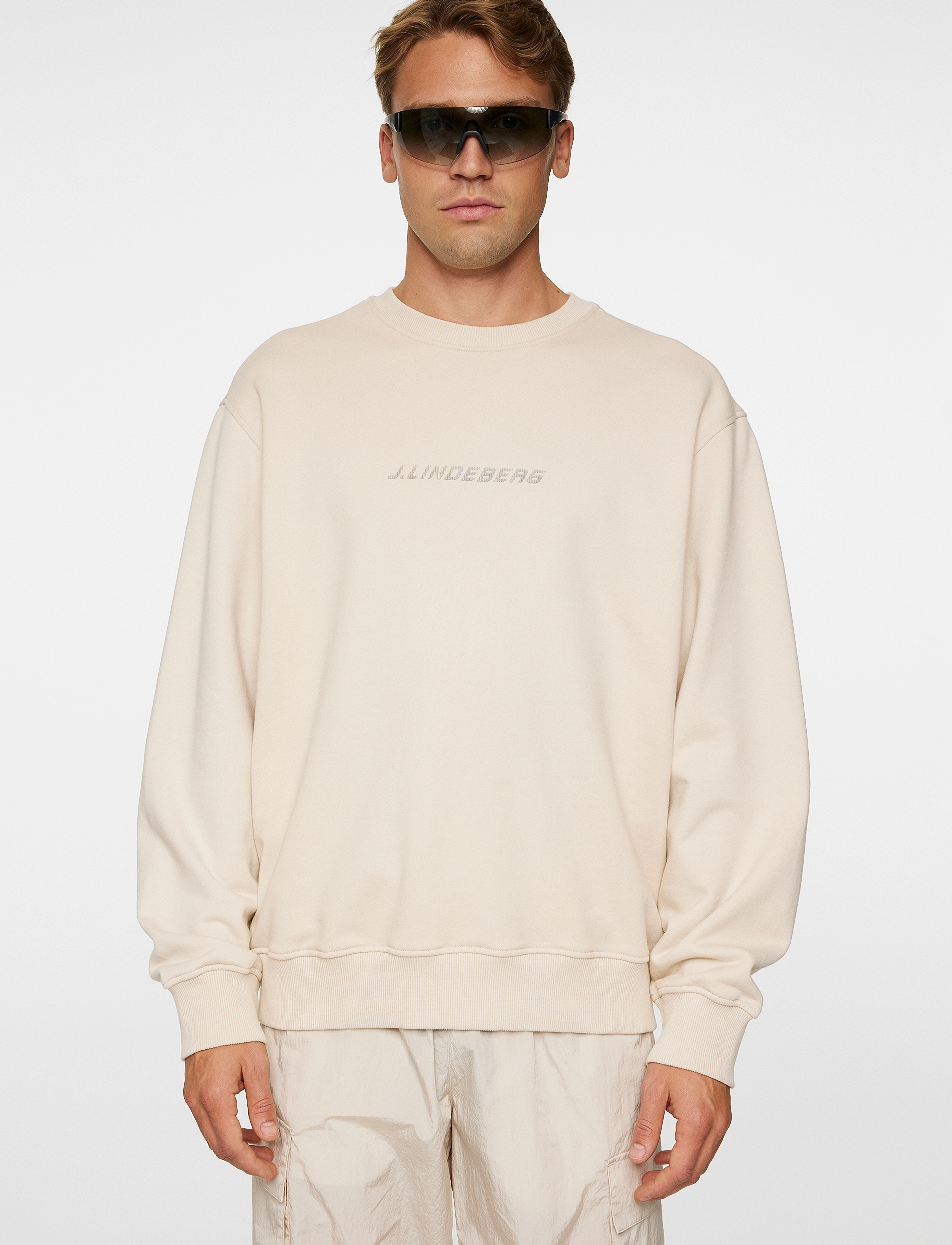 J. Lindeberg Callan Logo Crew Neck - Tøj - MOONBEAM / cream