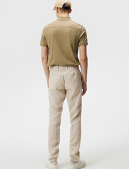 J. Lindeberg - Troy Polo shirt - short-sleeved polos - aloe - 2