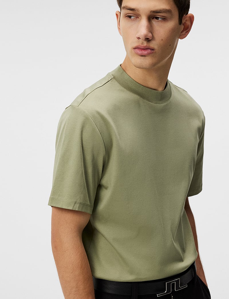 Lindeberg Ace Mock Neck T-shirt – short-sleeved t-shirts – shop