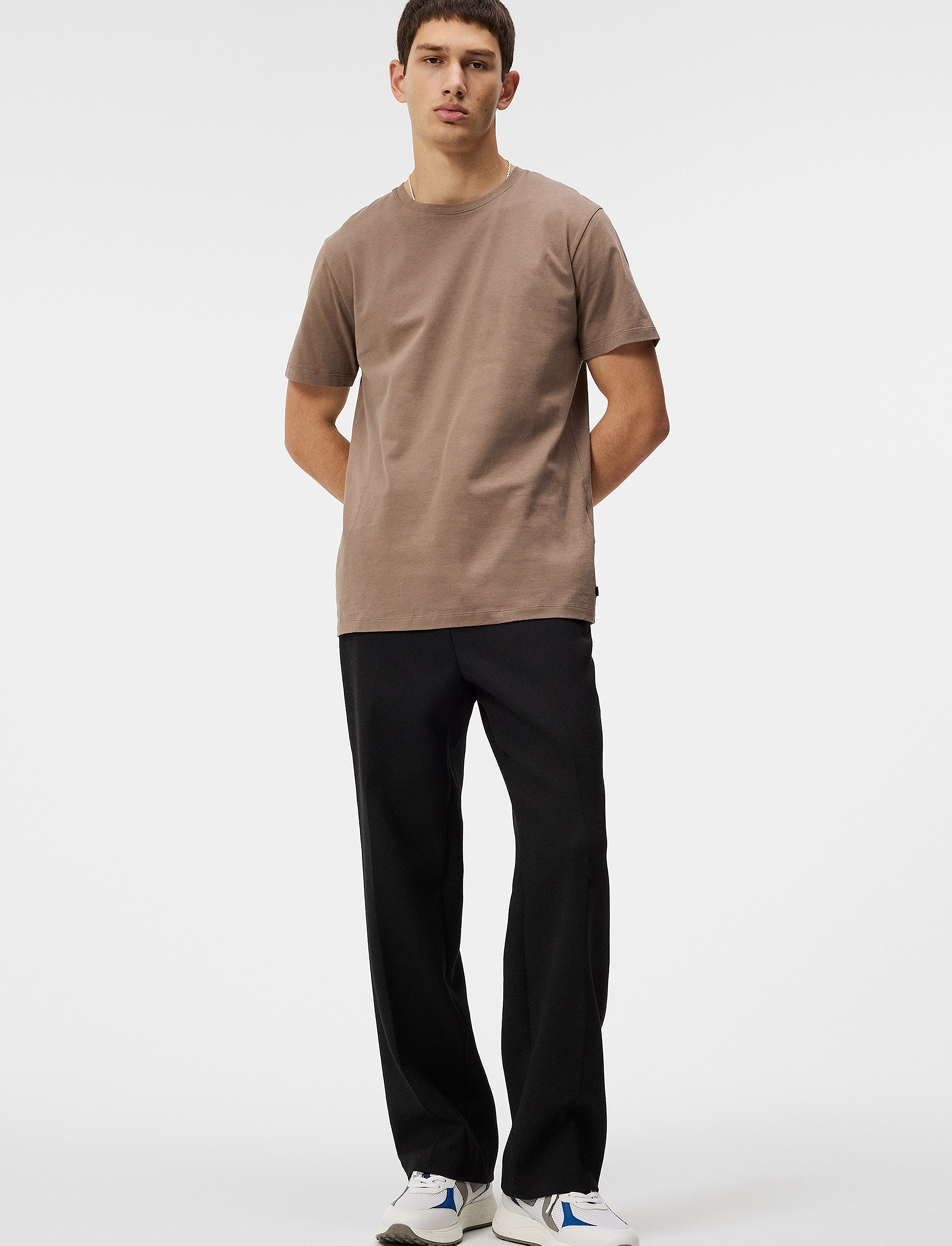 J. Lindeberg - Sid Basic T-Shirt - walnut - 4