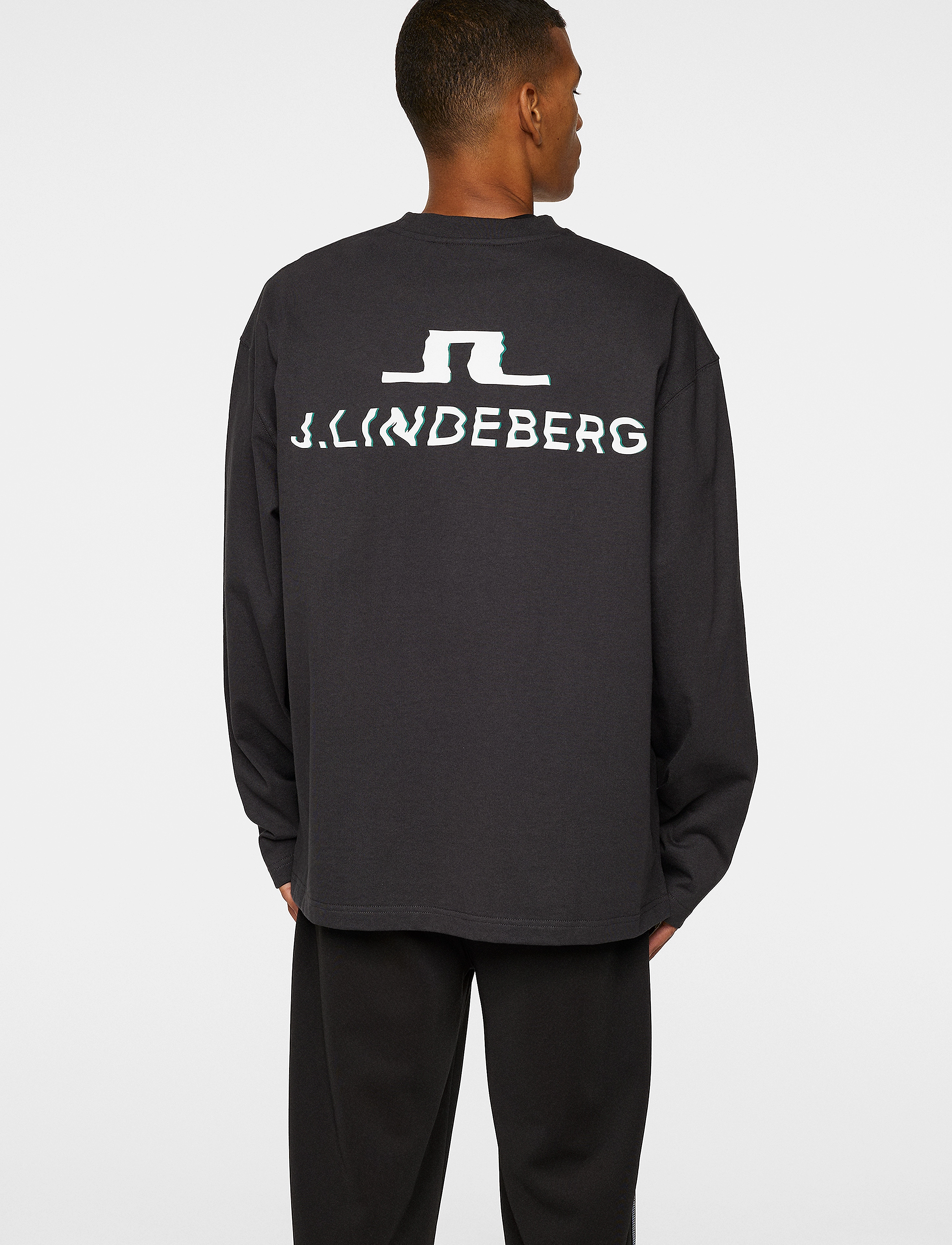 J. Lindeberg - Walsh LS Pocket Tee - long-sleeved t-shirts - washed black - 3