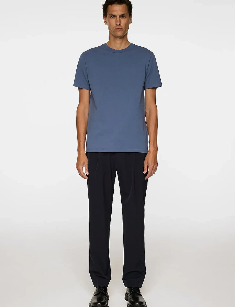 J. Lindeberg - Sid Basic T-Shirt - kurzärmelig - vintage indigo - 4