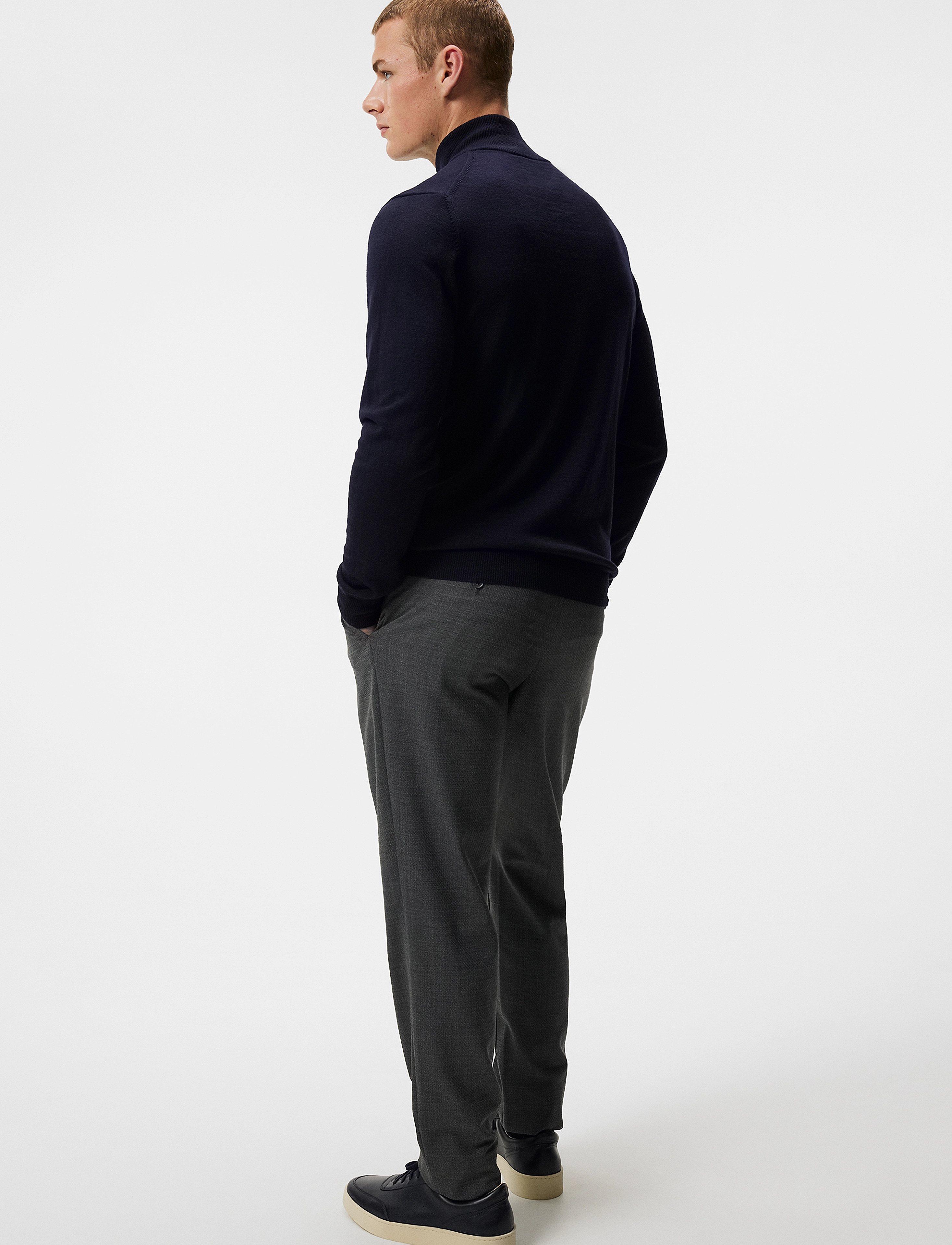 J. Lindeberg - Kiyan Quarter Zip Sweater - jl navy - 2