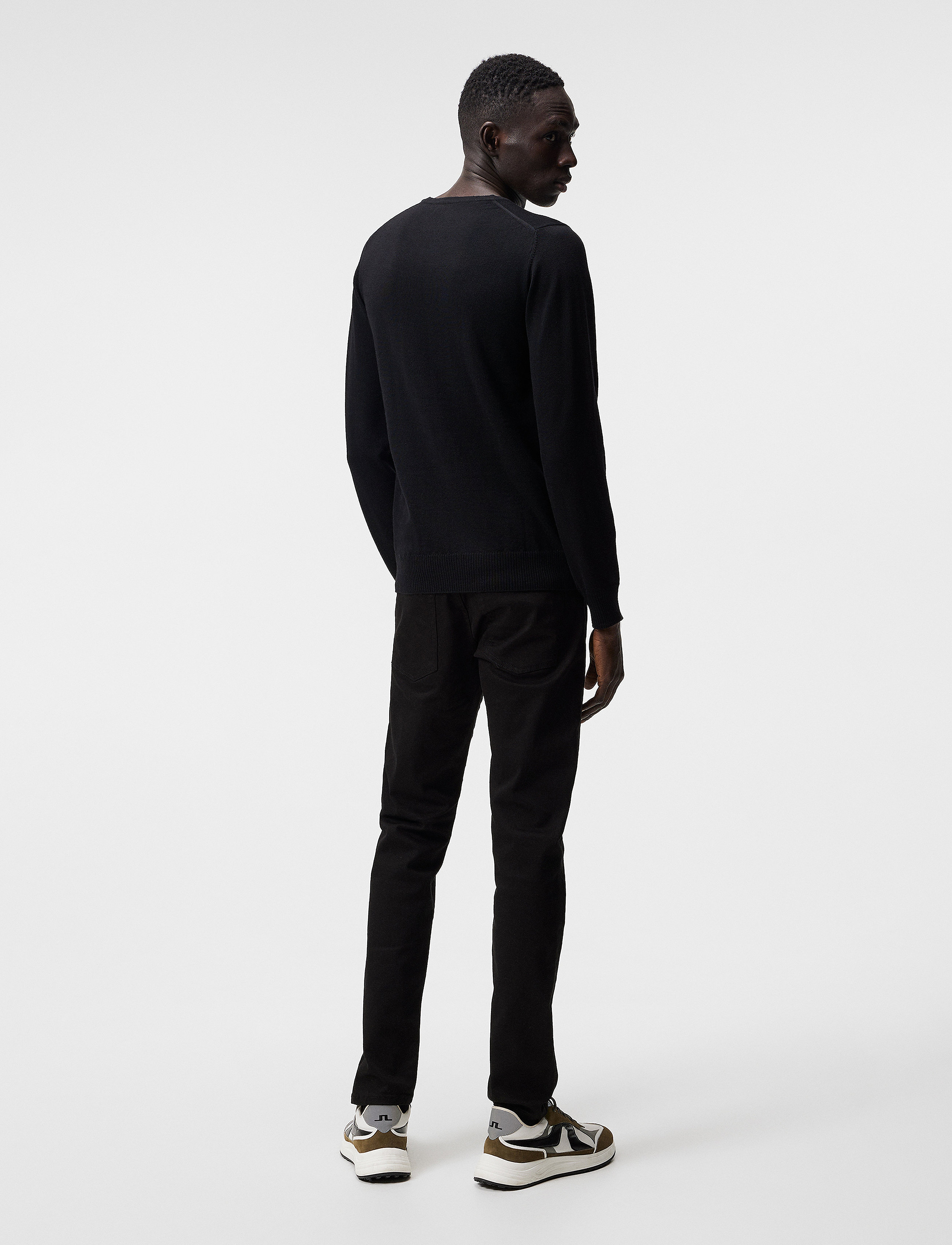 J. Lindeberg - Lyle Merino Crew Neck Sweater - round necks - black - 3