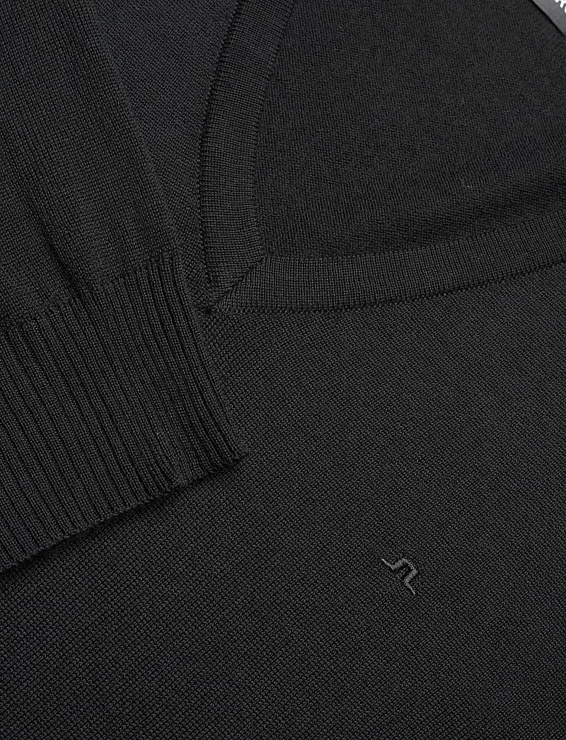 J. Lindeberg - Lymann Merino V-neck Sweater - v-ringat - black - 5