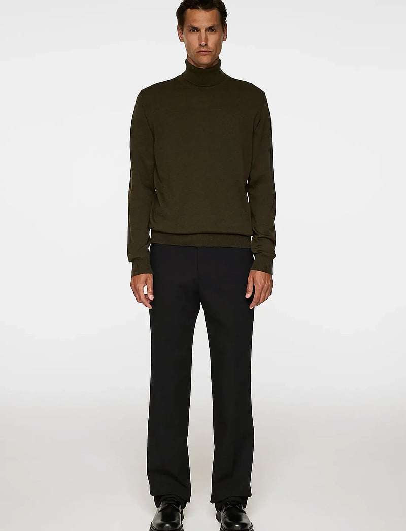 J. Lindeberg - Kaden Merino Turtle Neck - turtlenecks - forest green melange - 4