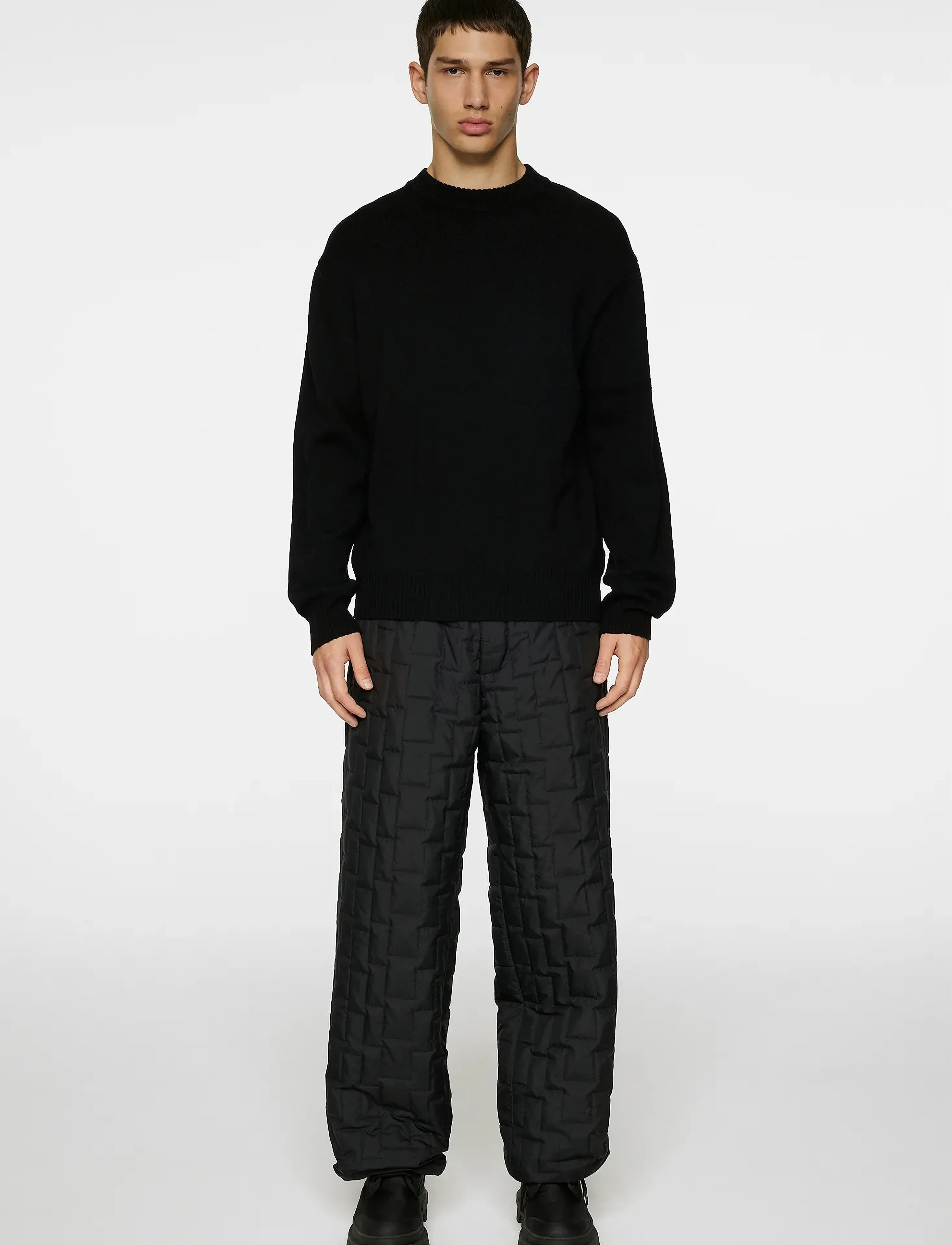 J. Lindeberg - Kino Merino Crew - collegepaidat - black - 4