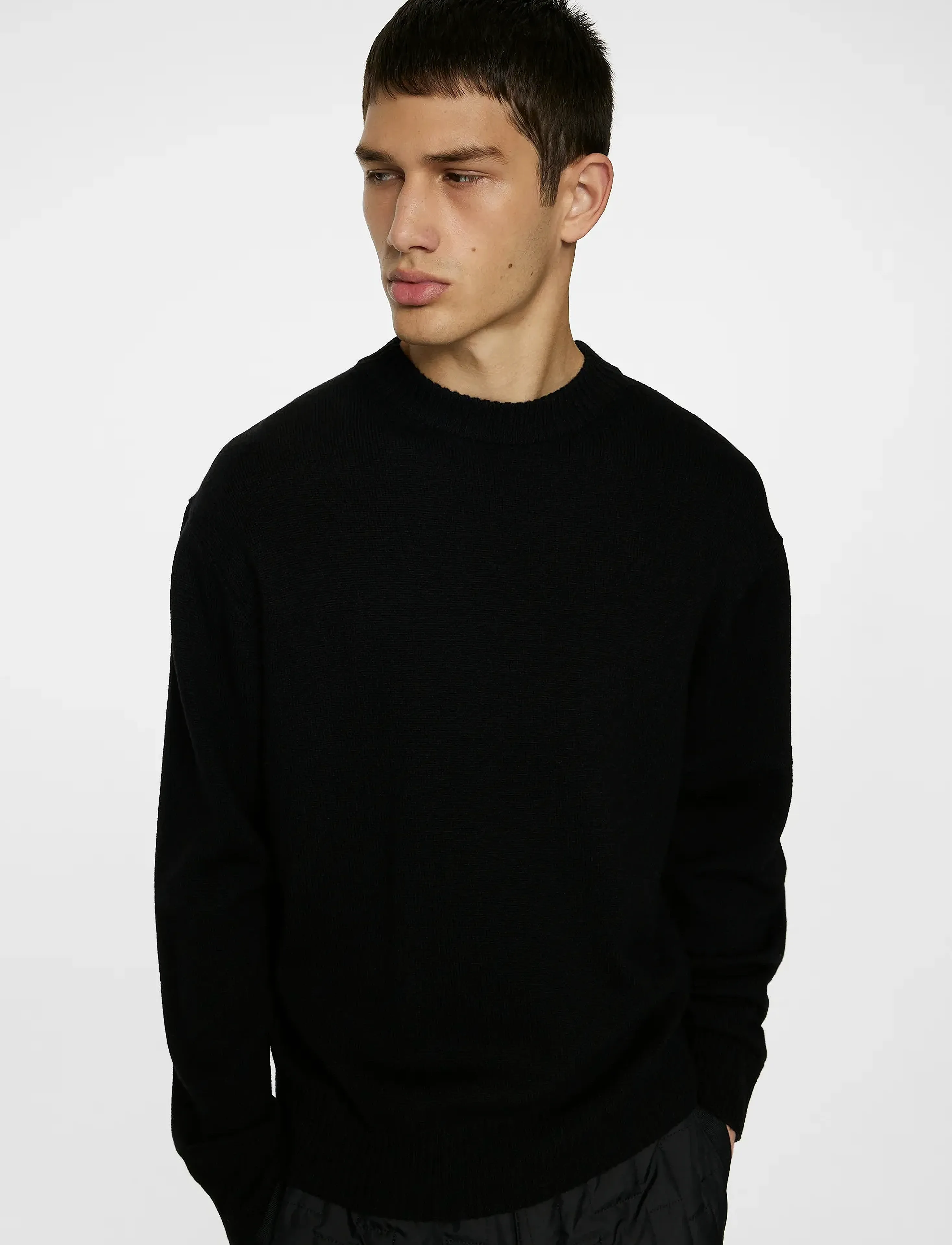 J. Lindeberg - Kino Merino Crew - collegepaidat - black - 5