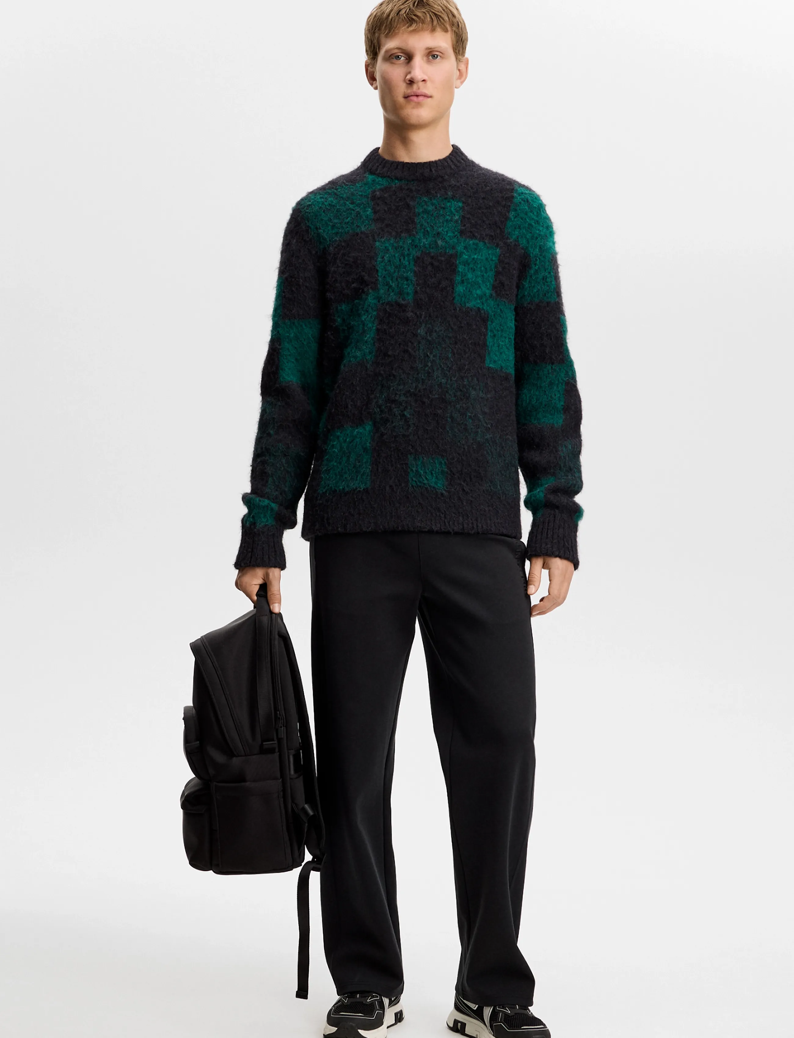 J. Lindeberg - Hank Hairy Graphic Knit Crew - rundhalsad - pixel stacked forest biome - 3