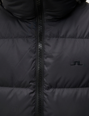 J. Lindeberg - Barrell Down Jacket - padded jackets - black - 5