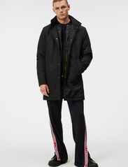 J. Lindeberg - Hollis Padded Coat - winter jackets - black - 3
