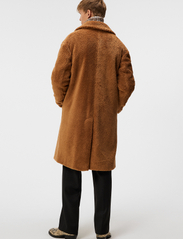 J. Lindeberg - Presley Pile Coat - winter jackets - chipmunk - 3