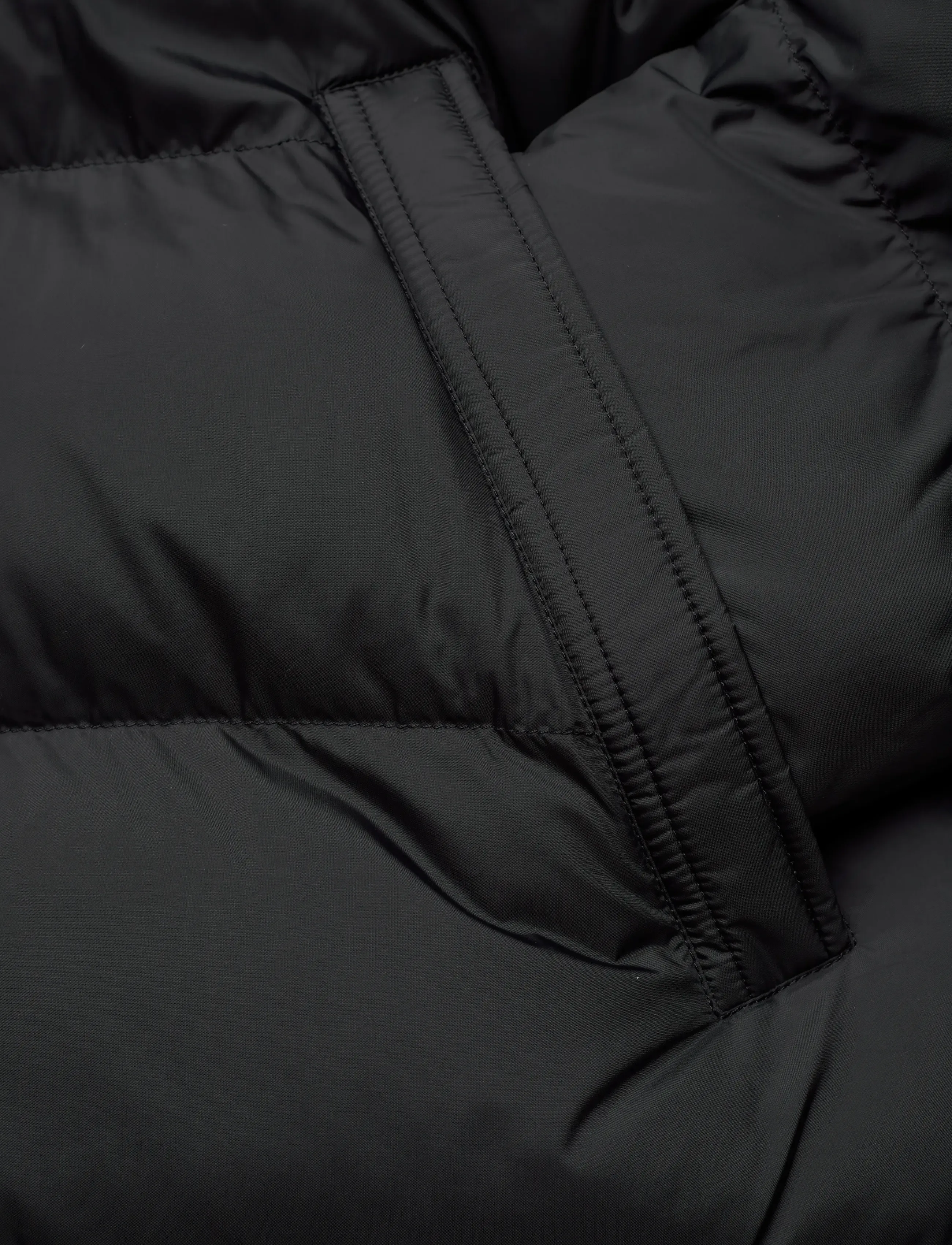J. Lindeberg - M Padded Jacket - down jackets - black - 3