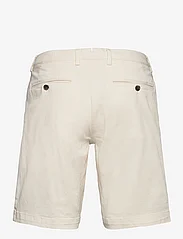 J. Lindeberg - M Chino Shorts - chinos shorts - cloud white - 1