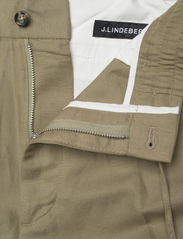 J. Lindeberg - Baron Tencel Linen Shorts - linnen shorts - aloe - 3