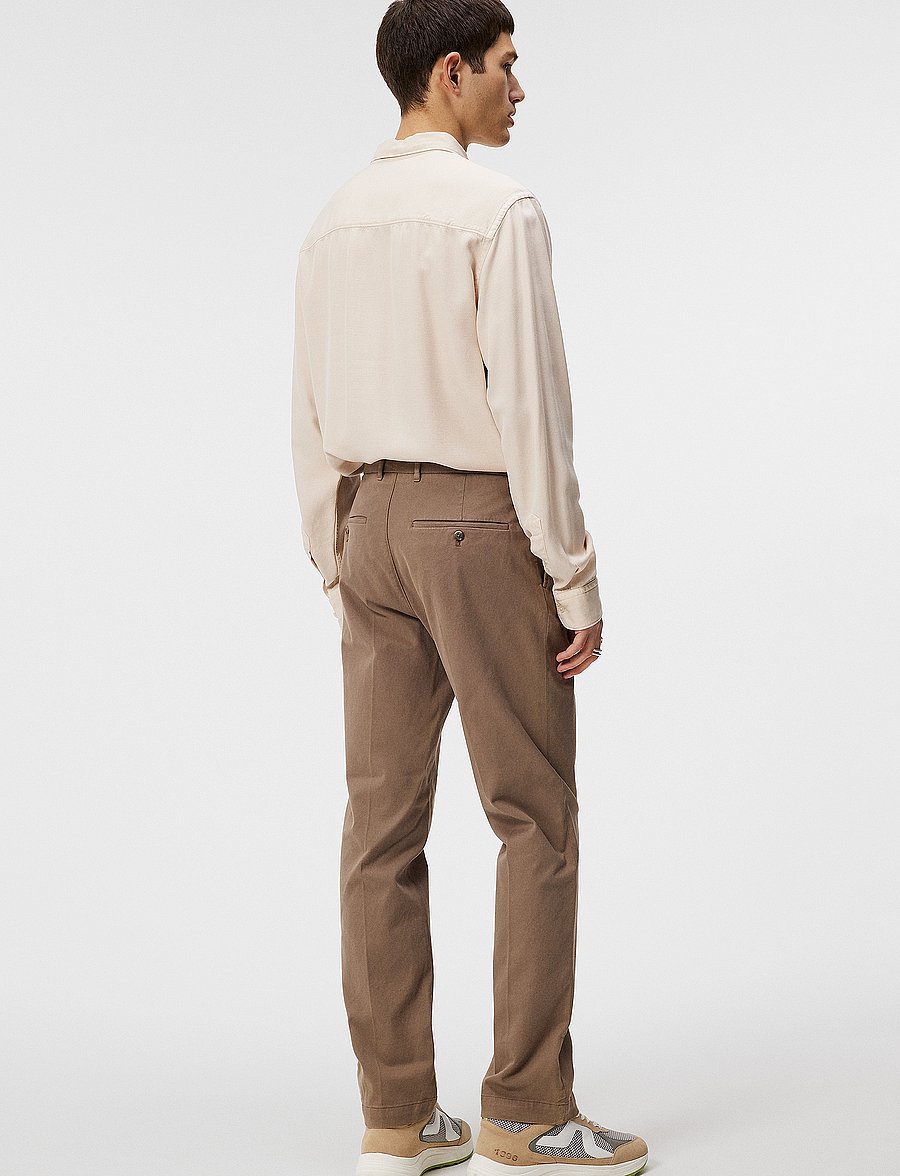 J. Lindeberg - Lois Twill Flex Pants - walnut - 3