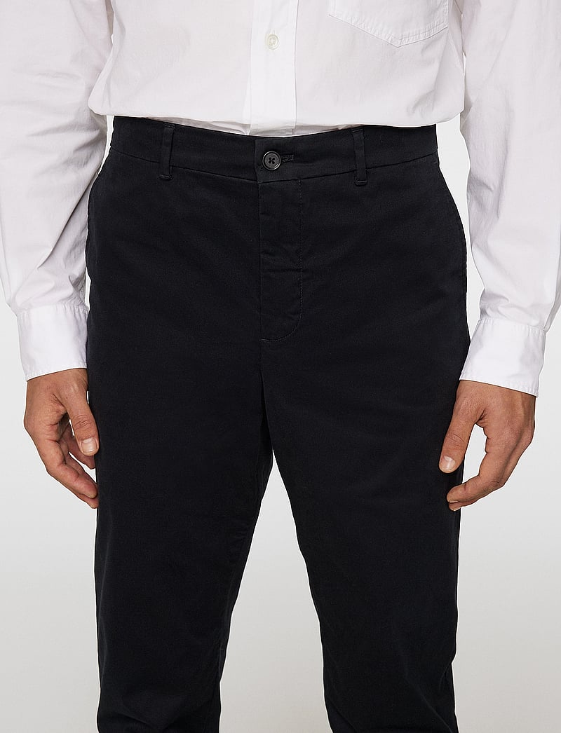 J. Lindeberg - Lois C Cloud Satin Pants - chino püksid - black - 5
