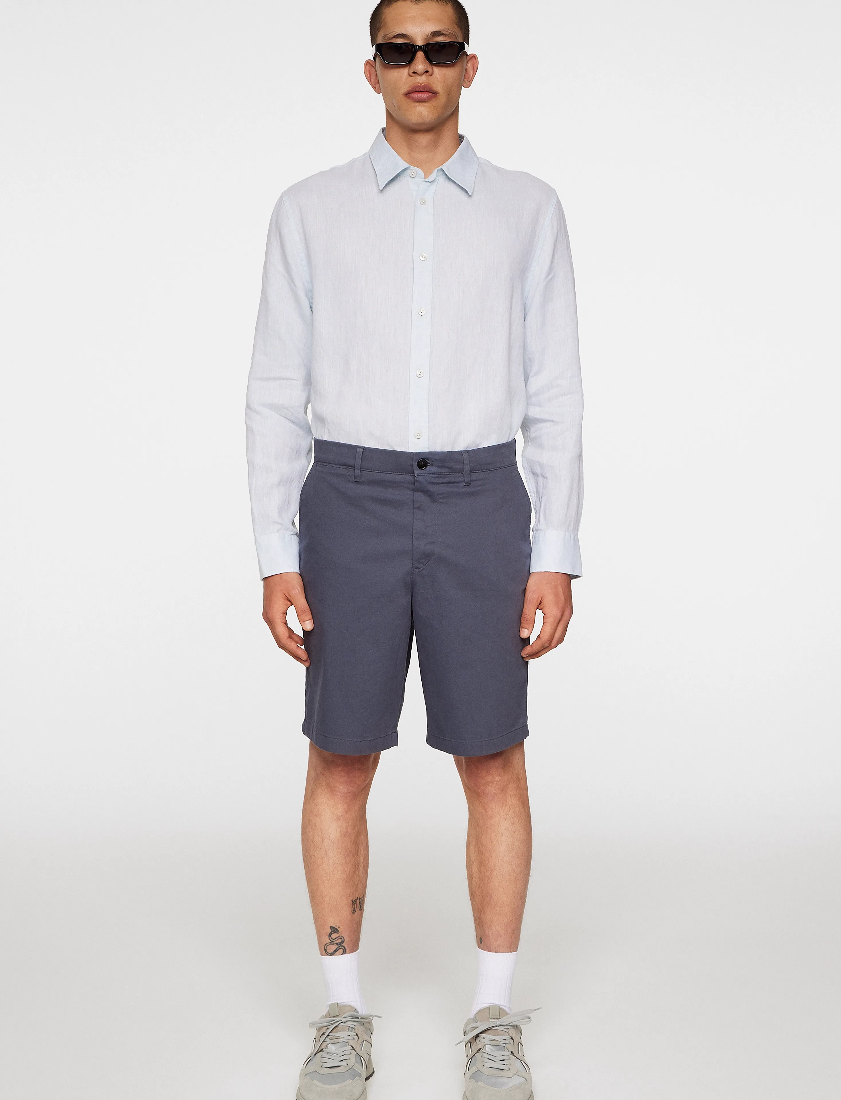 J. Lindeberg - Shane Cloud Satin Shorts - chinos shorts - ombre blue - 4