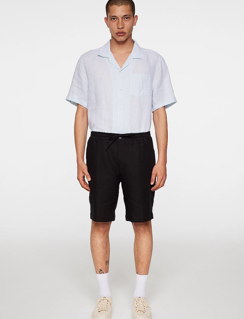 J. Lindeberg - Brady Drape Linen Shorts - linneshorts - black - 4