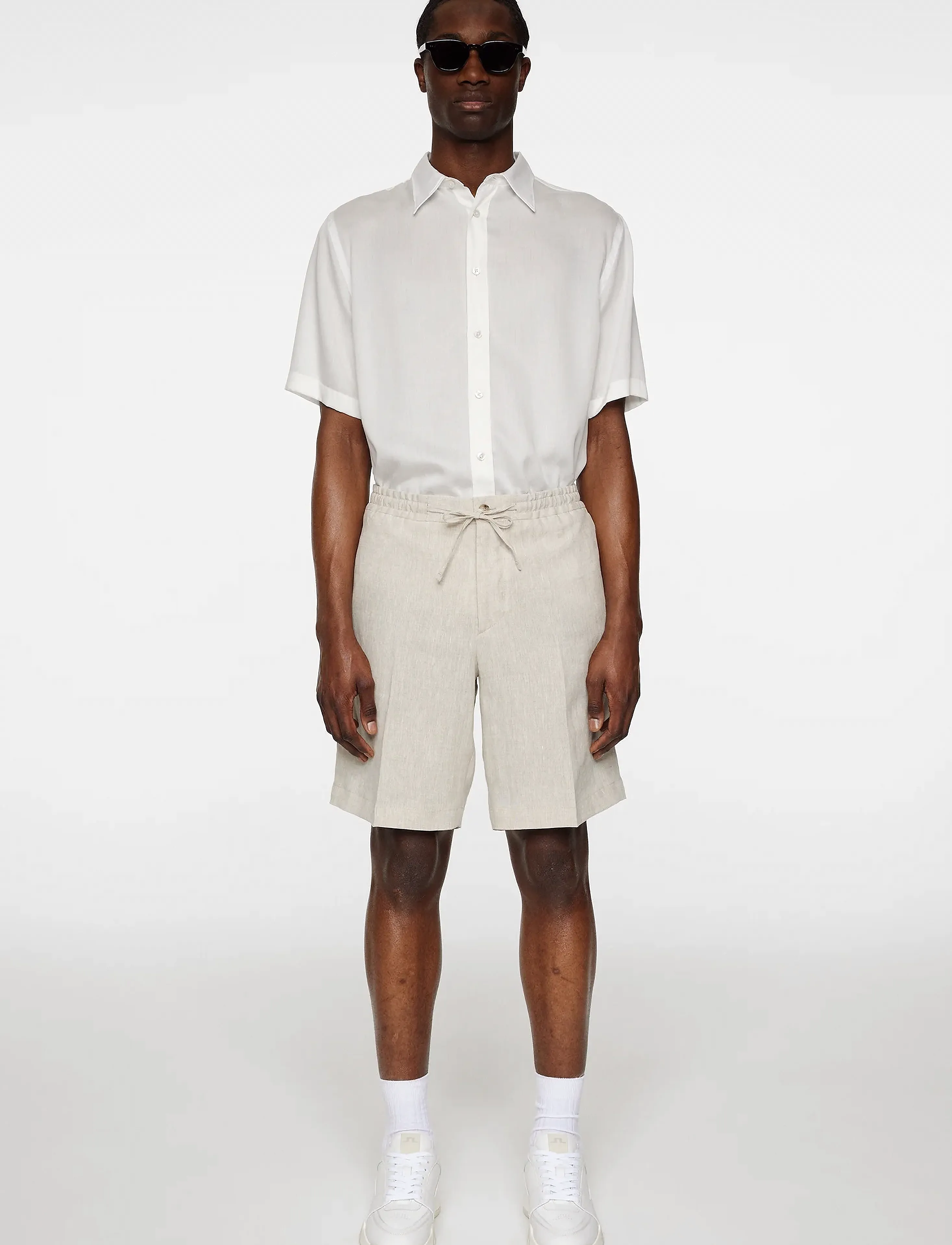 J. Lindeberg - Brady Drape Linen Shorts - feriefavoritter - moonbeam - 4