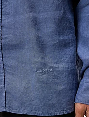 J. Lindeberg - Reg LS Clean Linen Shirt - basic-hemden - bijou blue - 6