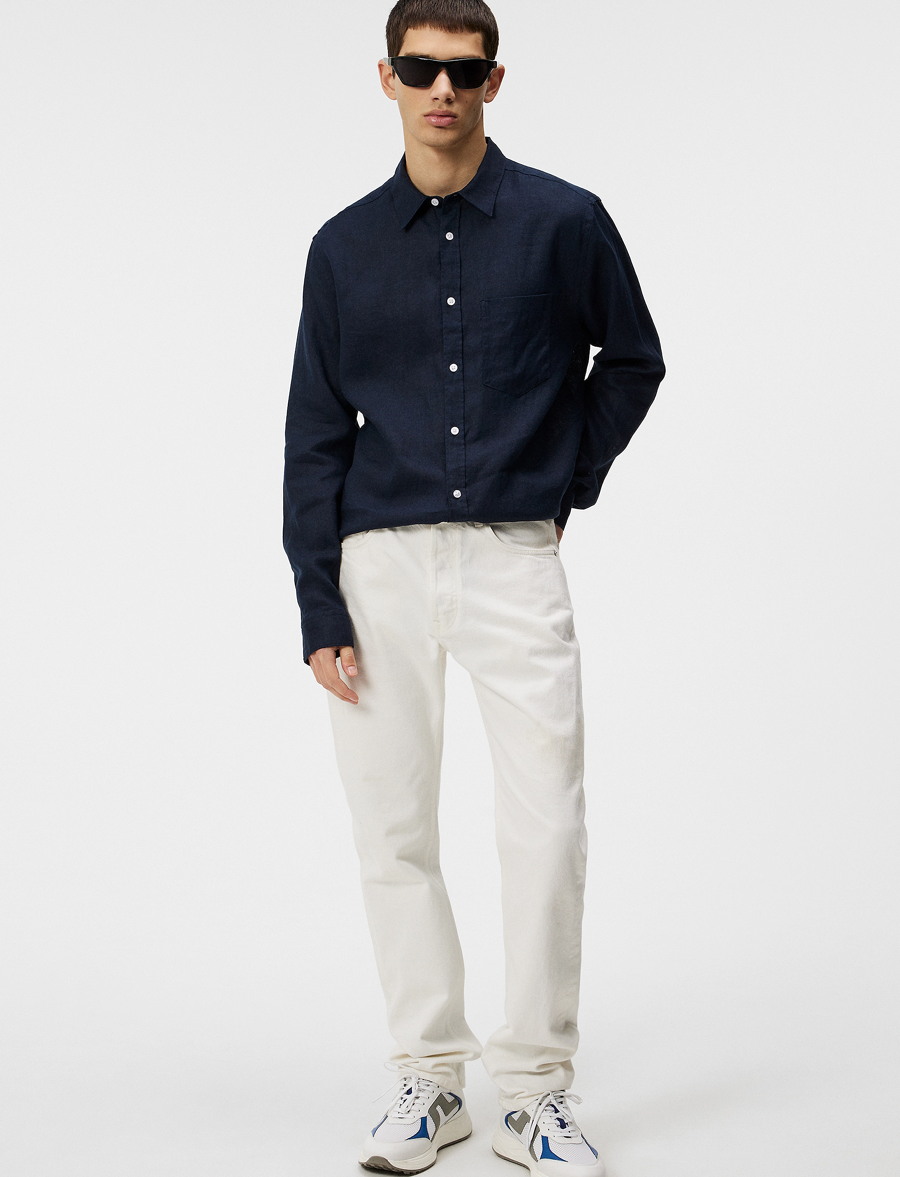 J. Lindeberg - Reg LS Clean Linen Shirt - jl navy - 4