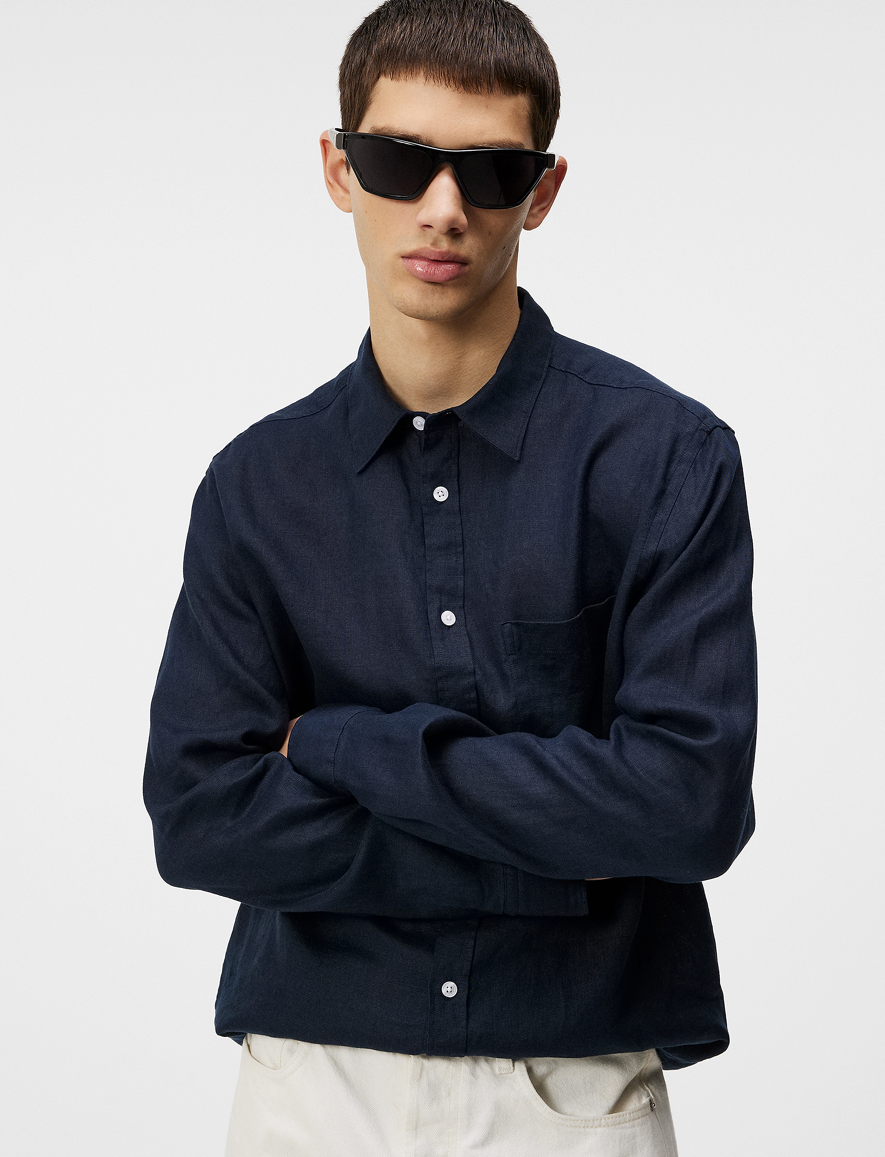 J. Lindeberg - Reg LS Clean Linen Shirt - jl navy - 5