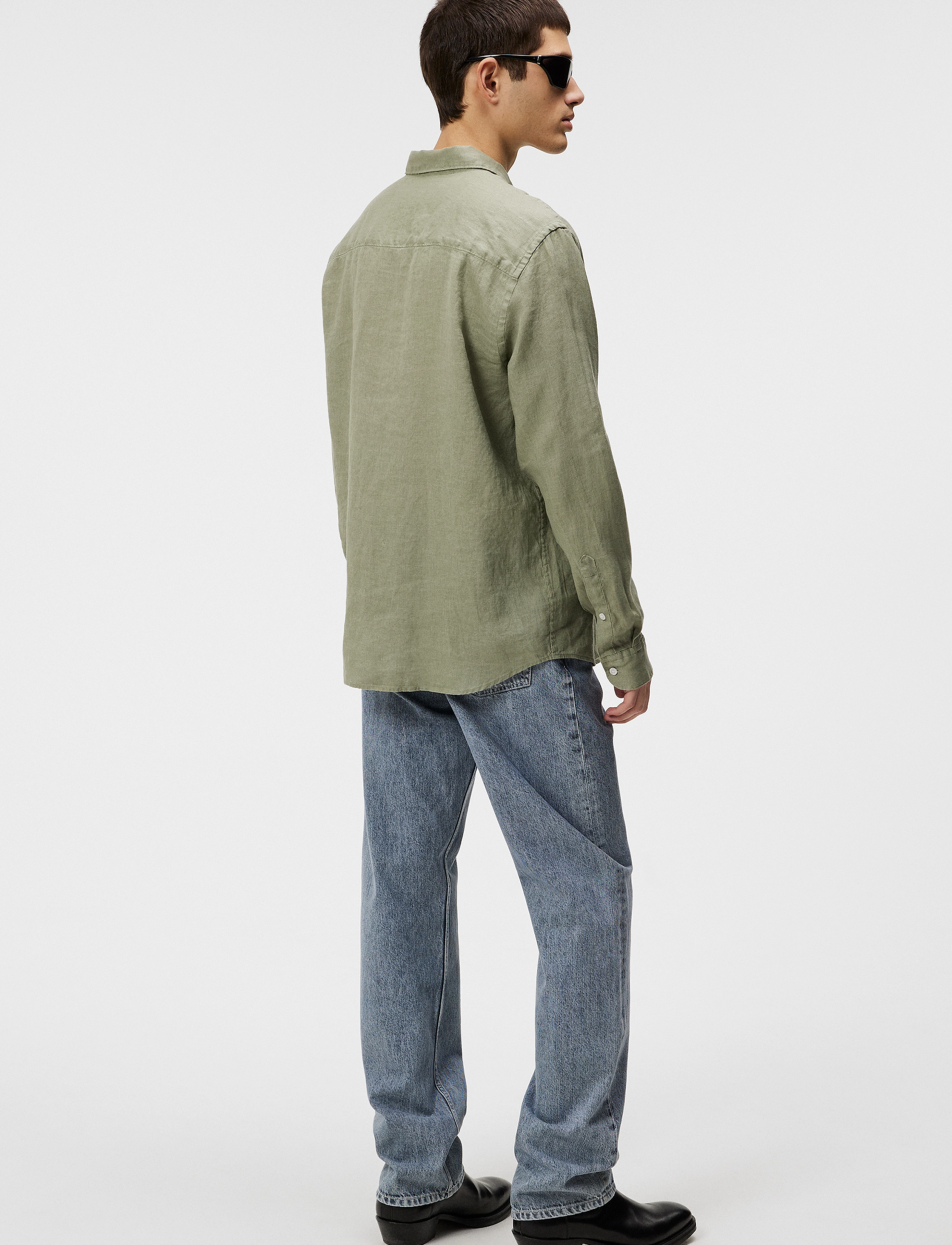 J. Lindeberg - Reg LS Clean Linen Shirt - oil green - 3