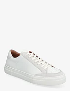 Art Signature Leather Sneaker - WHITE