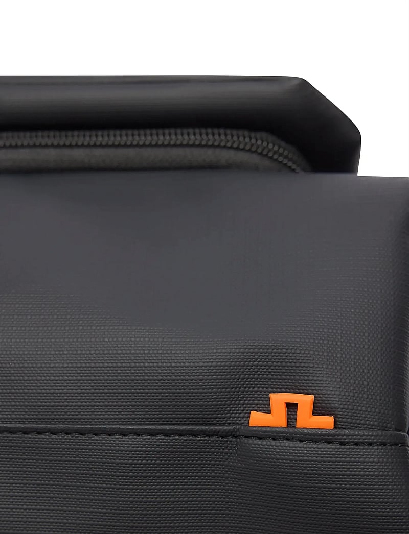 J. Lindeberg - Ethan Locker Room Dopp Kit - nach anlass kaufen - black - 4