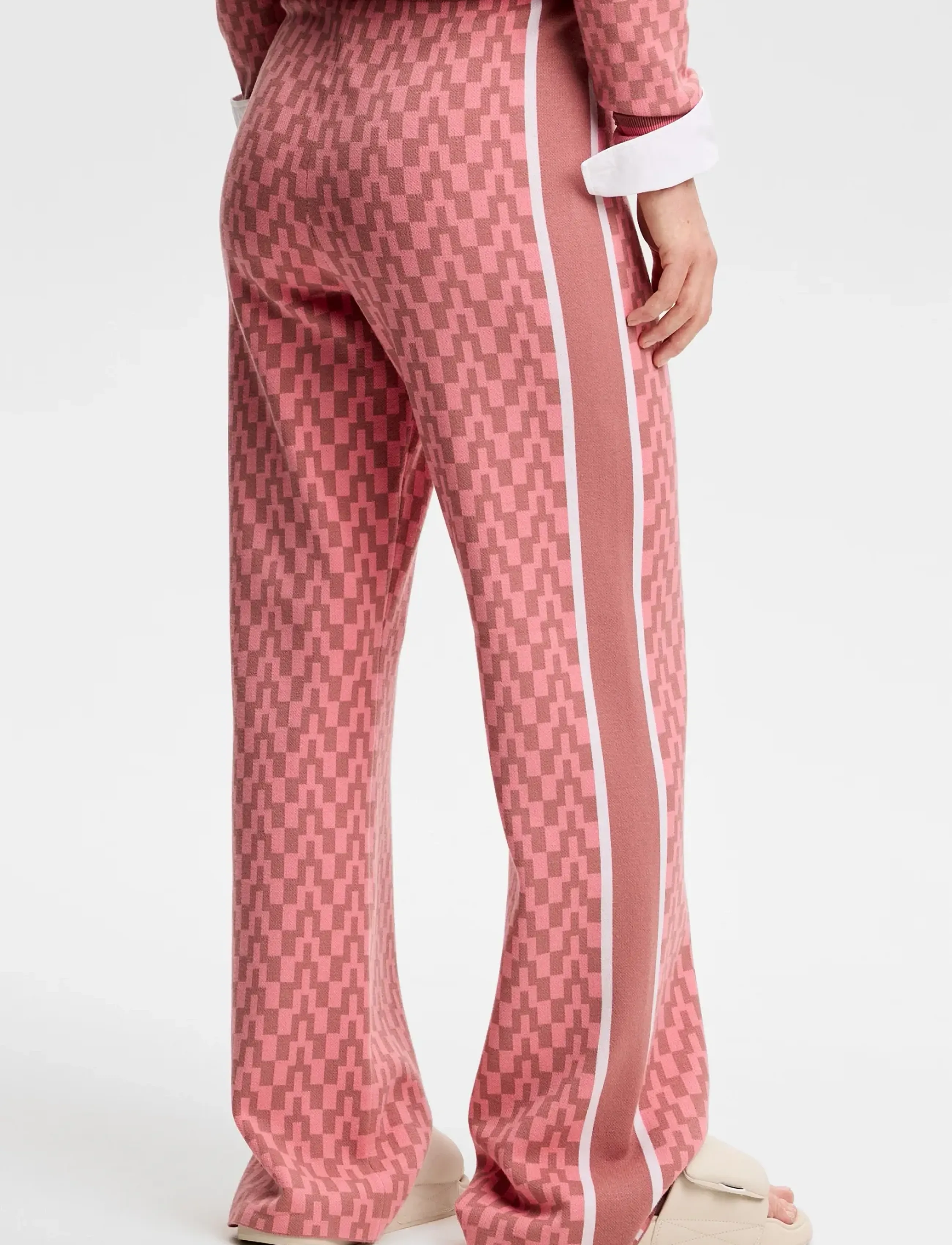 Kera Knitted Jacquard Pant 3