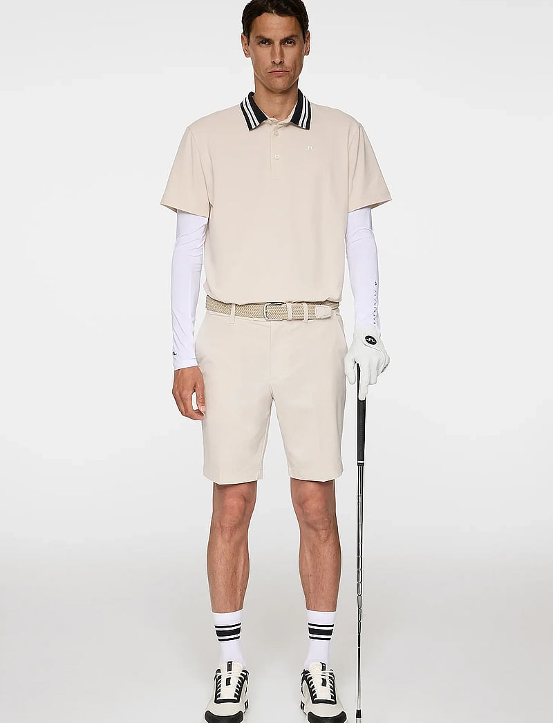 J. Lindeberg - Bjorn Polo - toppar & t-shirts - moonbeam - 4