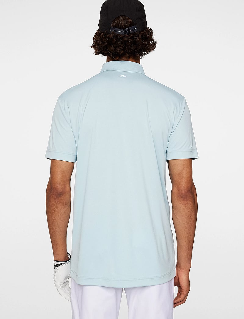 J. Lindeberg - Jason Polo - winter sky - 3