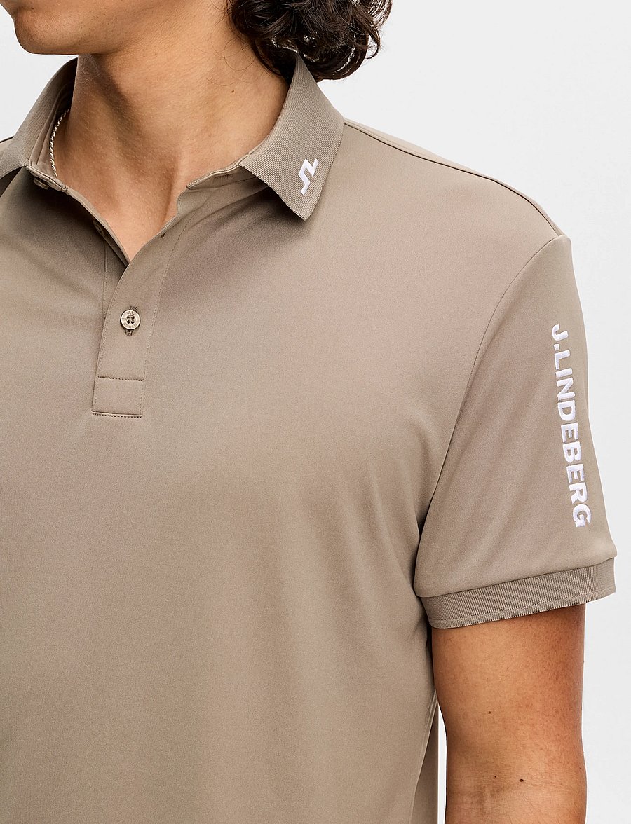 J. Lindeberg - TOUR TECH POLO - oberteile & t-shirts - brindle - 4