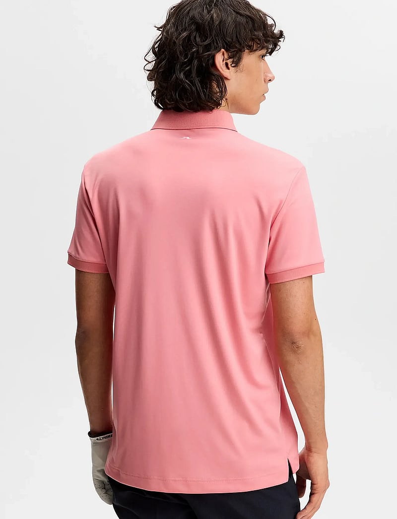 J. Lindeberg - Tour Tech Polo - alussärgid ja t-särgid - flamingo plume - 2