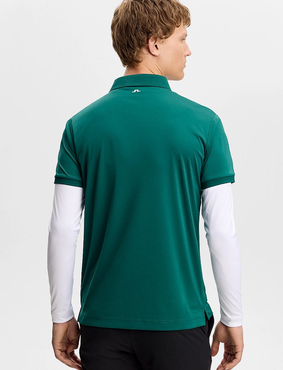 J. Lindeberg - TOUR TECH POLO - toppe & t-shirts - forest biome - 3