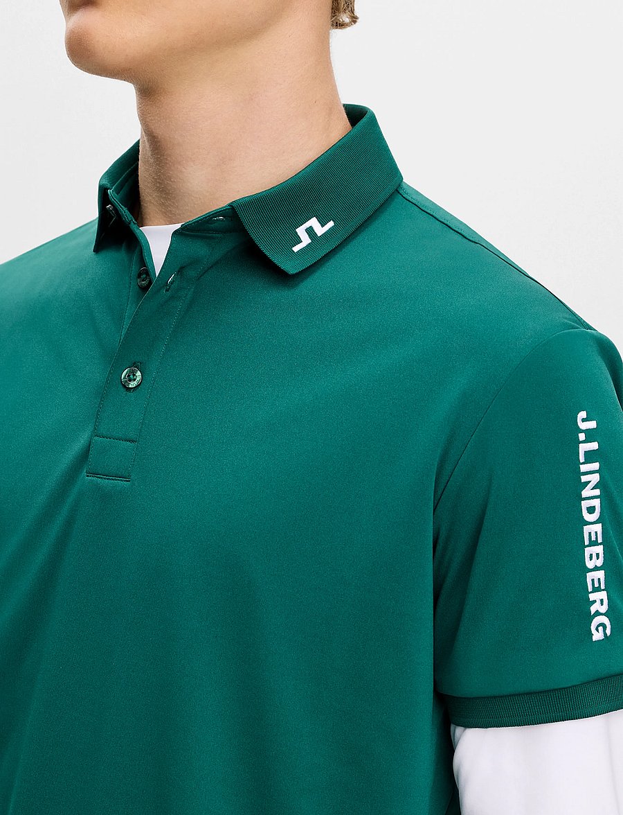 J. Lindeberg - TOUR TECH POLO - toppe & t-shirts - forest biome - 5