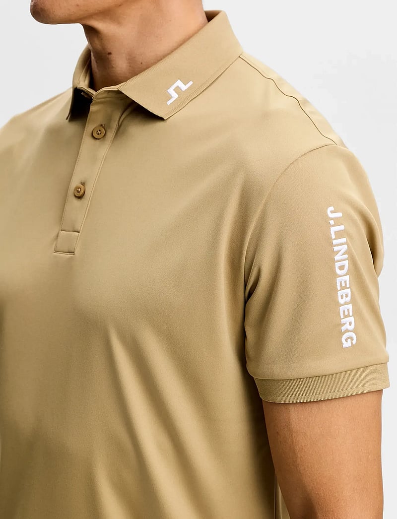 J. Lindeberg - Tour Tech Polo - toppe & t-shirts - kelp - 4