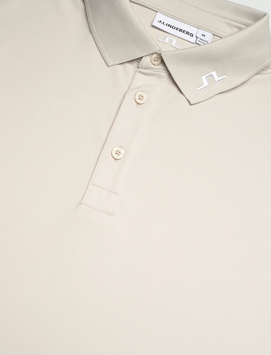 J. Lindeberg - Tour Tech Polo - toppar & t-shirts - moonbeam - 4