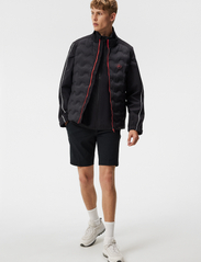 J. Lindeberg - Dexter Hybrid vest - golf jackets - black - 4