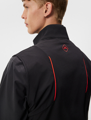 J. Lindeberg - Dexter Hybrid vest - golf jackets - black - 5
