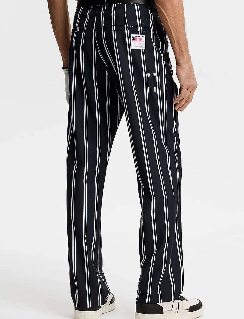 J. Lindeberg - 30Y Devyn Striped Golf Pant - golfhosen - 2-1 stripe print - 2