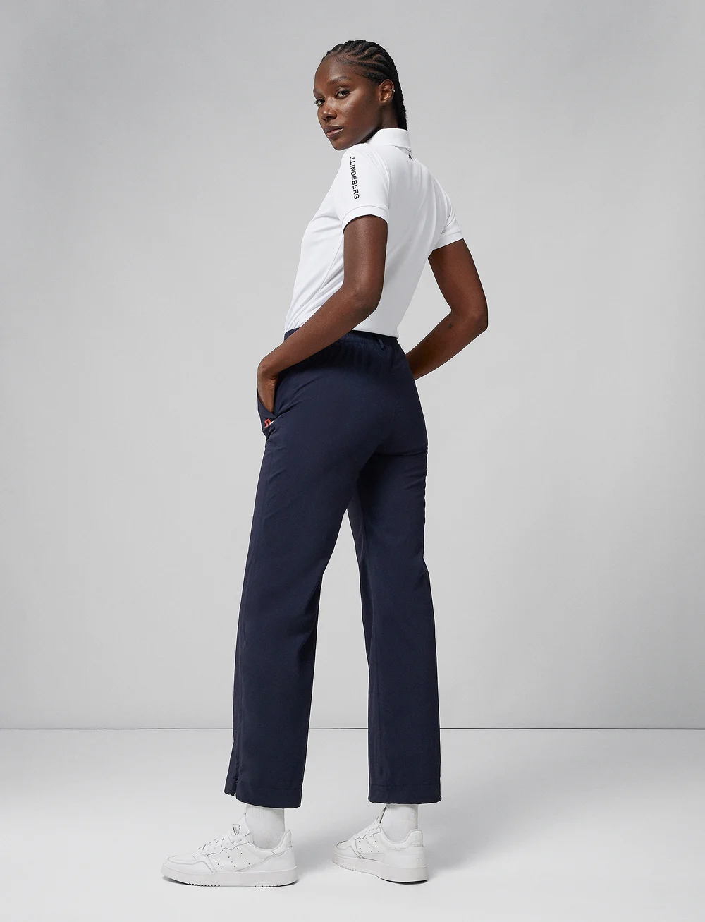 J. Lindeberg - Tour Tech Golf Polo - toppe & t-shirts - white - 2