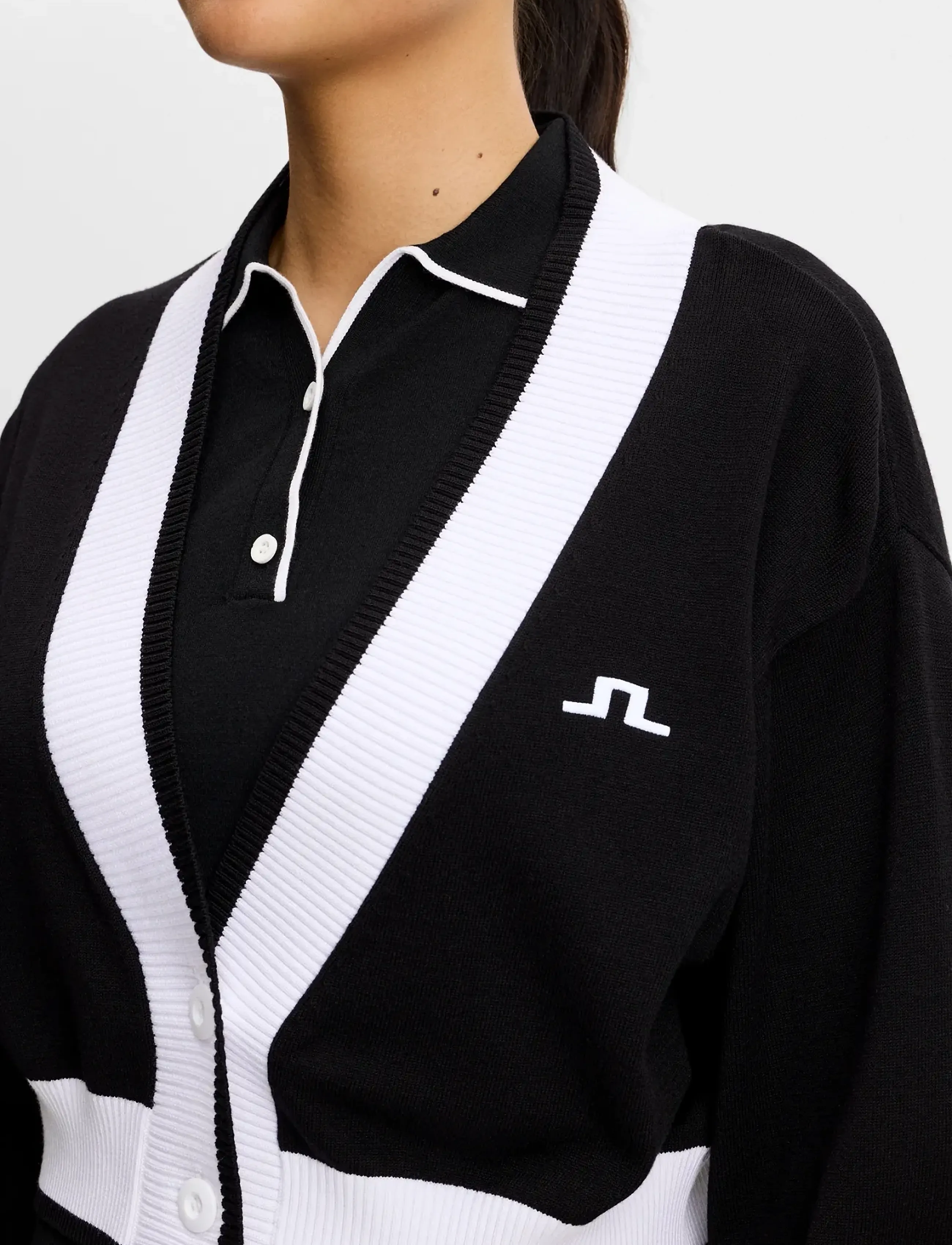 30Y Nicole Cropped Cardigan 2