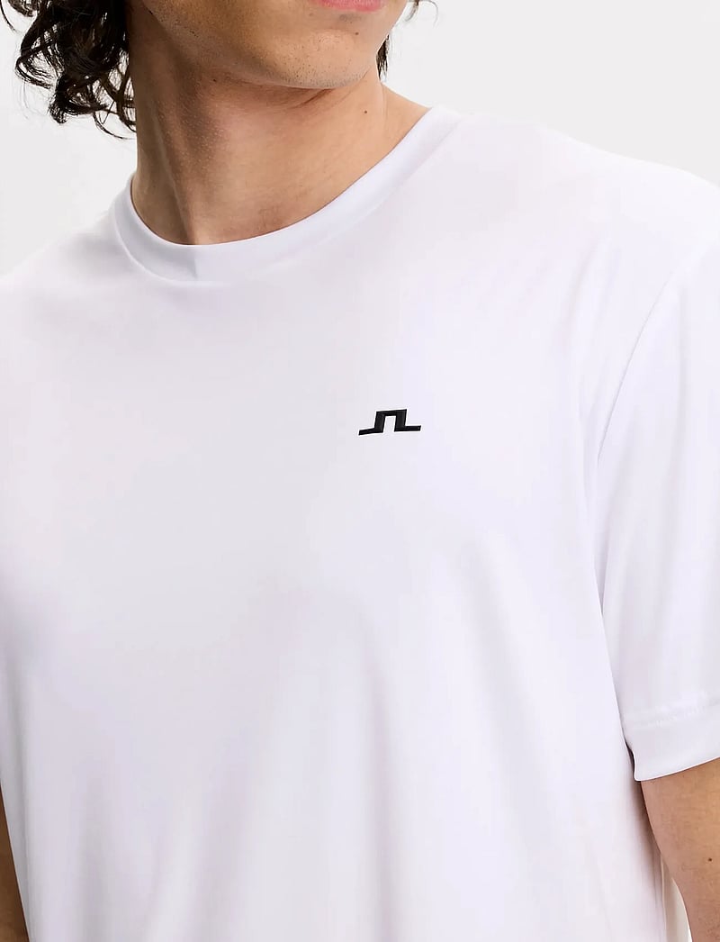 J. Lindeberg - Ade T-shirt - kurzärmelig - white - 4