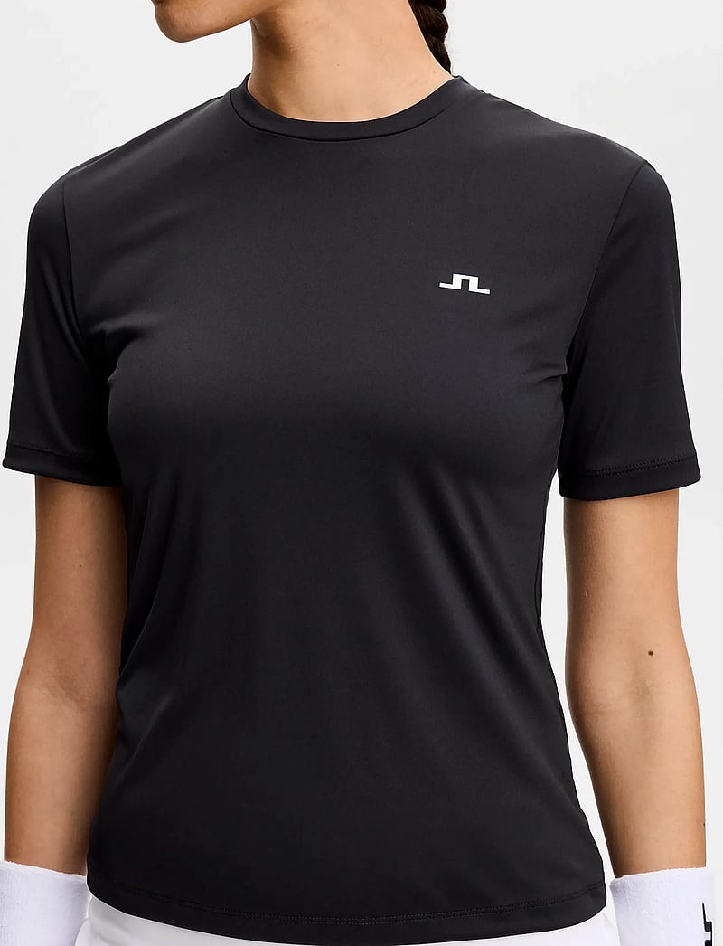 J. Lindeberg - Ada T-shirt - t-shirts - black - 5