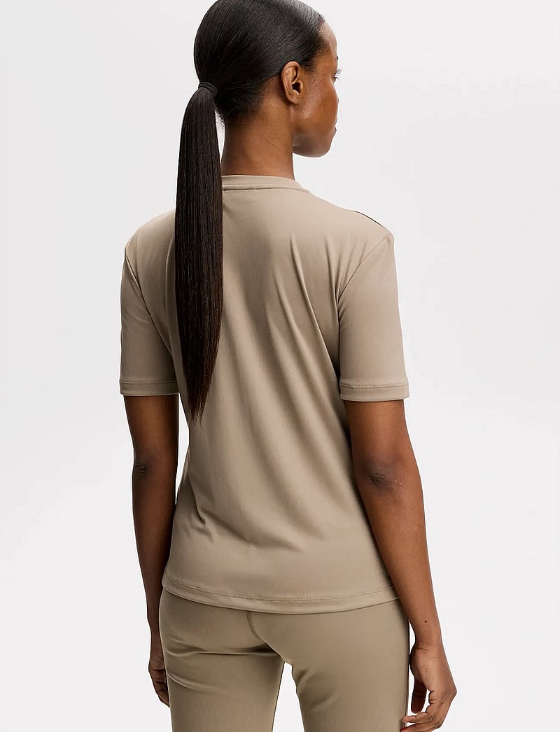 J. Lindeberg - Ada T-shirt - t-shirts - brindle - 2