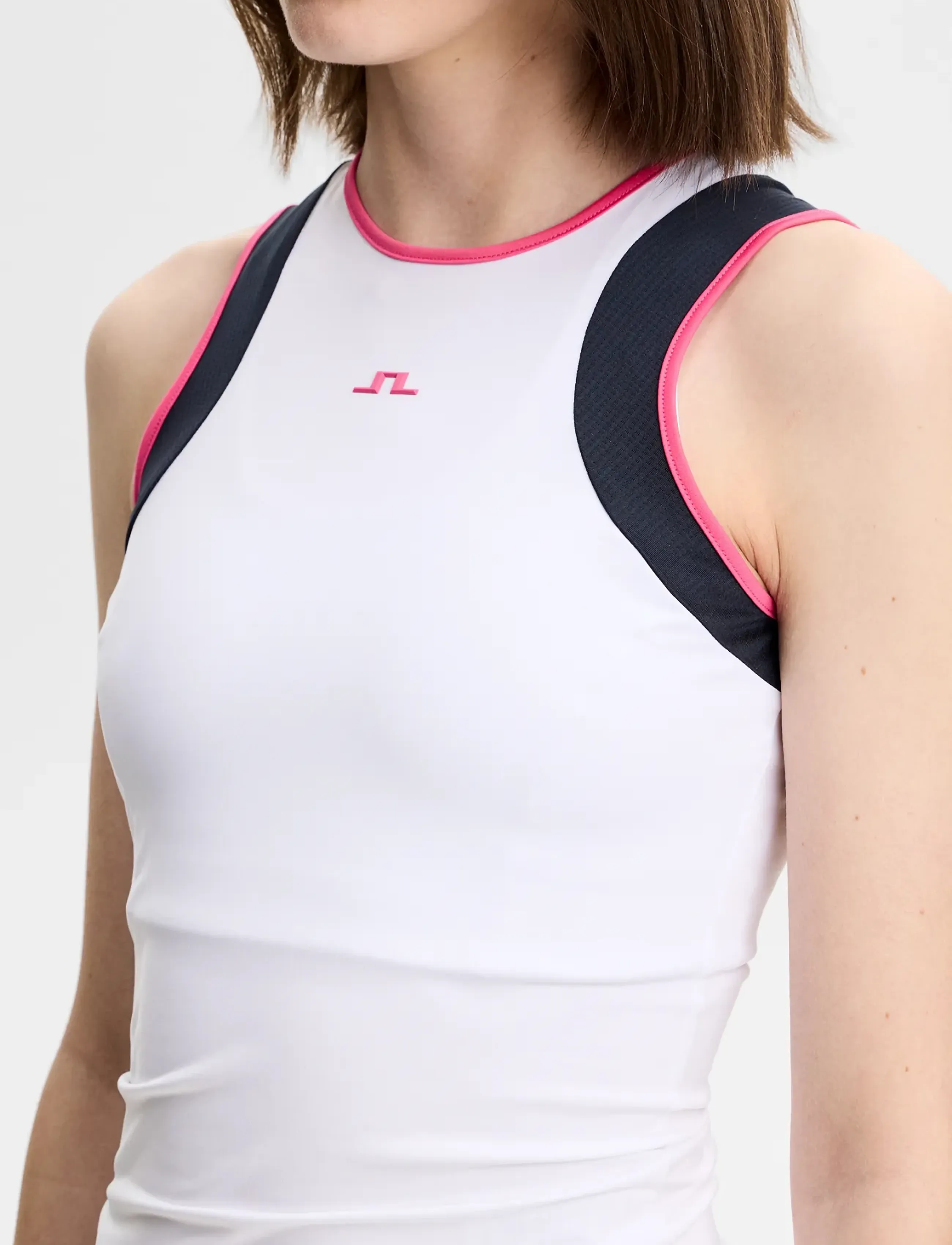 J. Lindeberg Ava Sleeveless Top linnen dam – bild 4