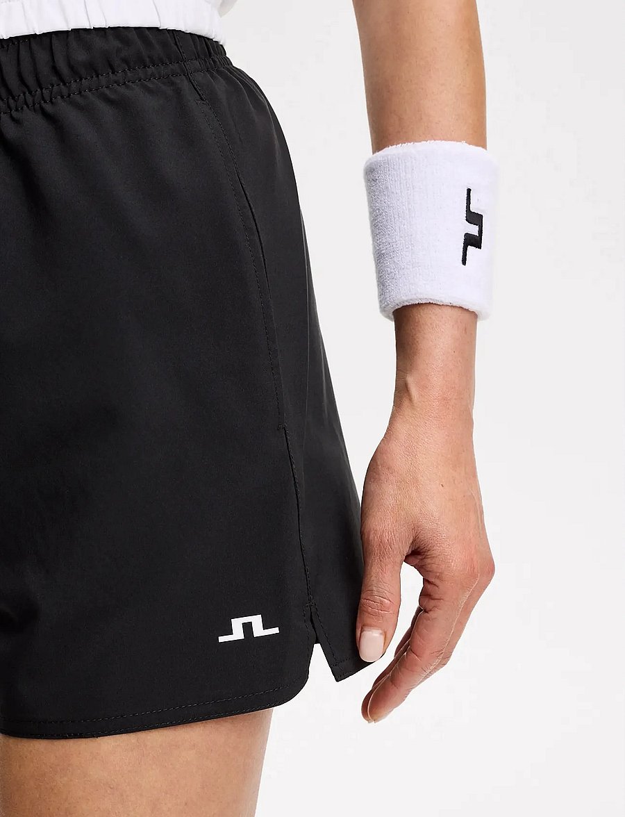 J. Lindeberg - Pricilla Shorts - chaussures de course - black - 4