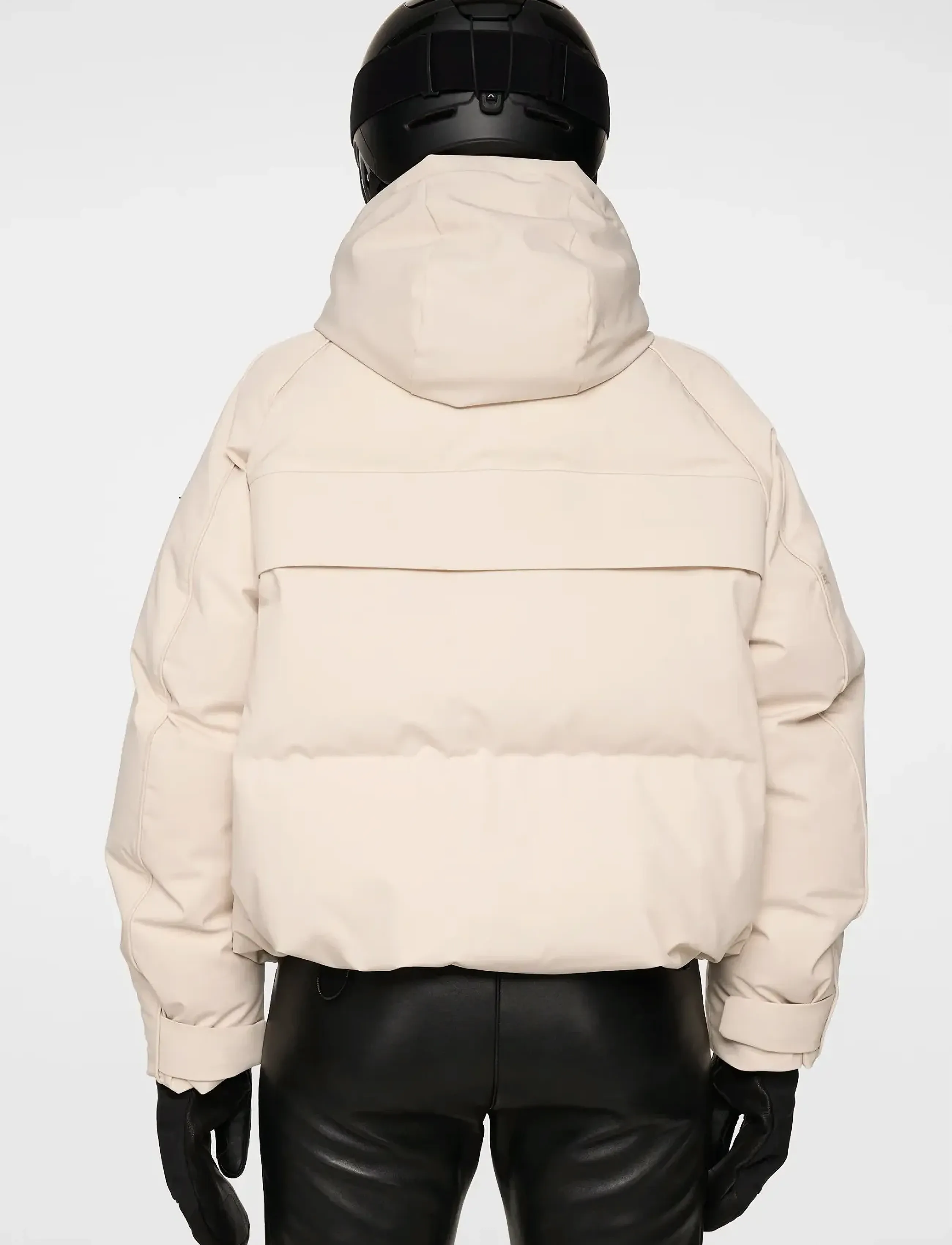 Lea Down Jacket 2